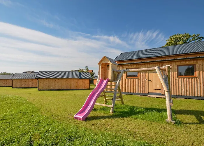 Parque de vacaciones Debowa Osada Bobolin